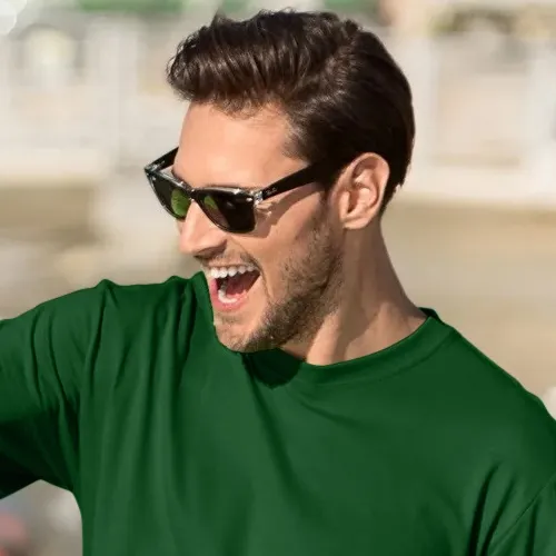 Vīriešu klasiskais T-krekls - Klasisks apaļš kakla izgriezums