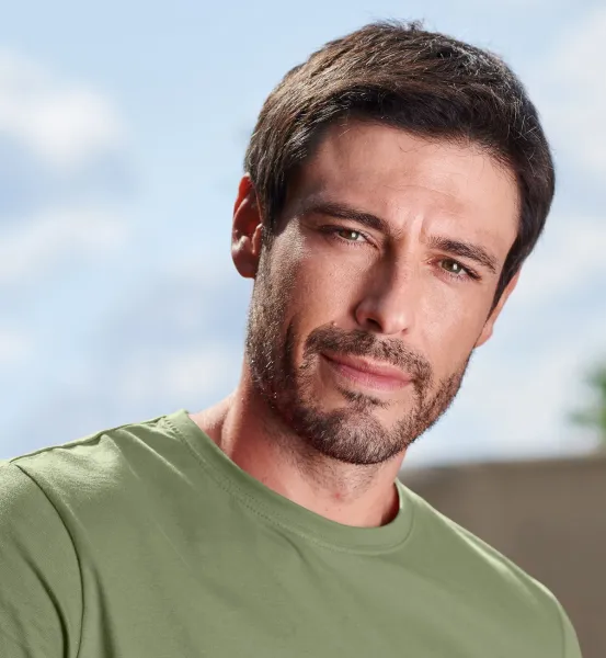 Vīriešu vienkāršais T-krekls - Klasisks apaļš kakla izgriezums