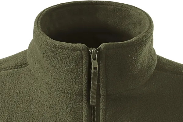 Klasiska vilnas veste - Rāvējslēdzēja aizdare līdz zodam