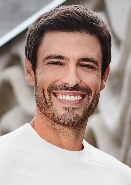 Vīriešu sporta krekls - Klasisks apaļš kakla izgriezums