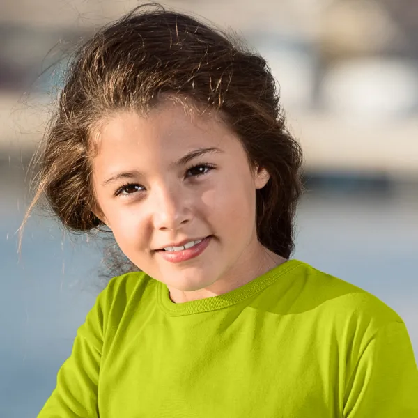 Bērnu T-krekls ar garām piedurknēm - Klasisks apaļš kakla izgriezums