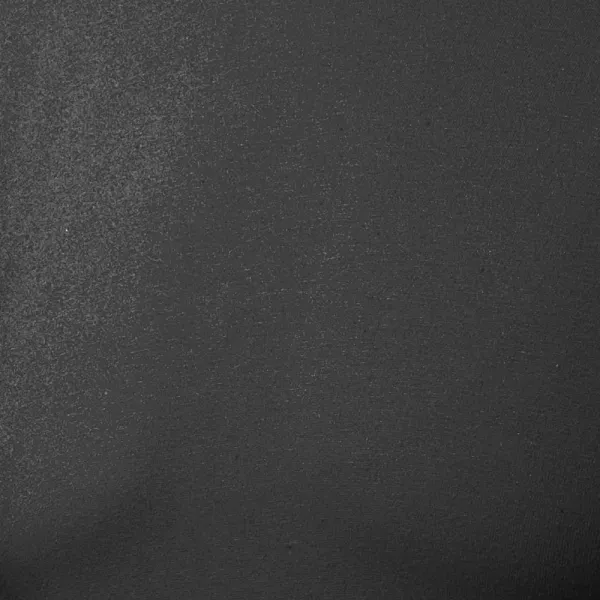 Viegls T-krekls ar garām piedurknēm - 100% kokvilna maksimālam komfortam