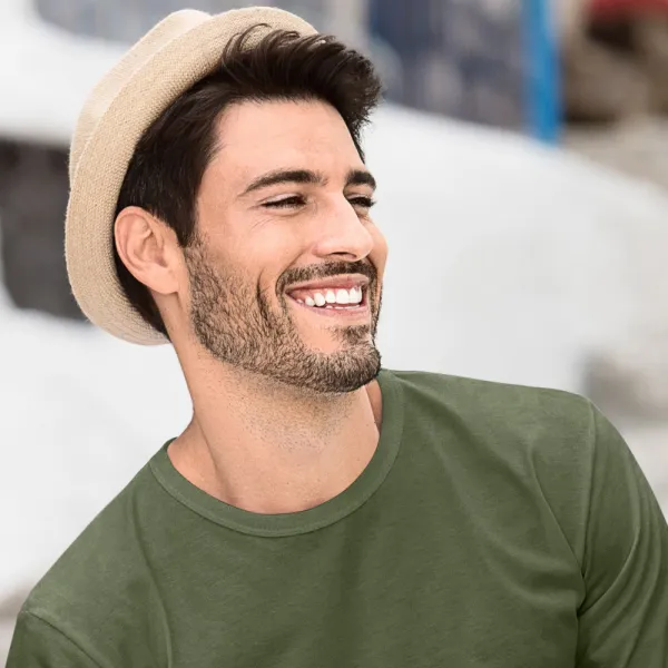 Vīriešu T-krekls ar garām piedurknēm - Klasisks apaļš kakla izgriezums